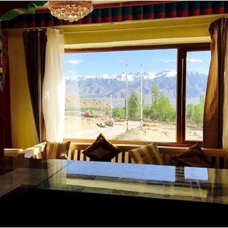 Himalayan Residency Ladakh Hotel Лех Екстериор снимка