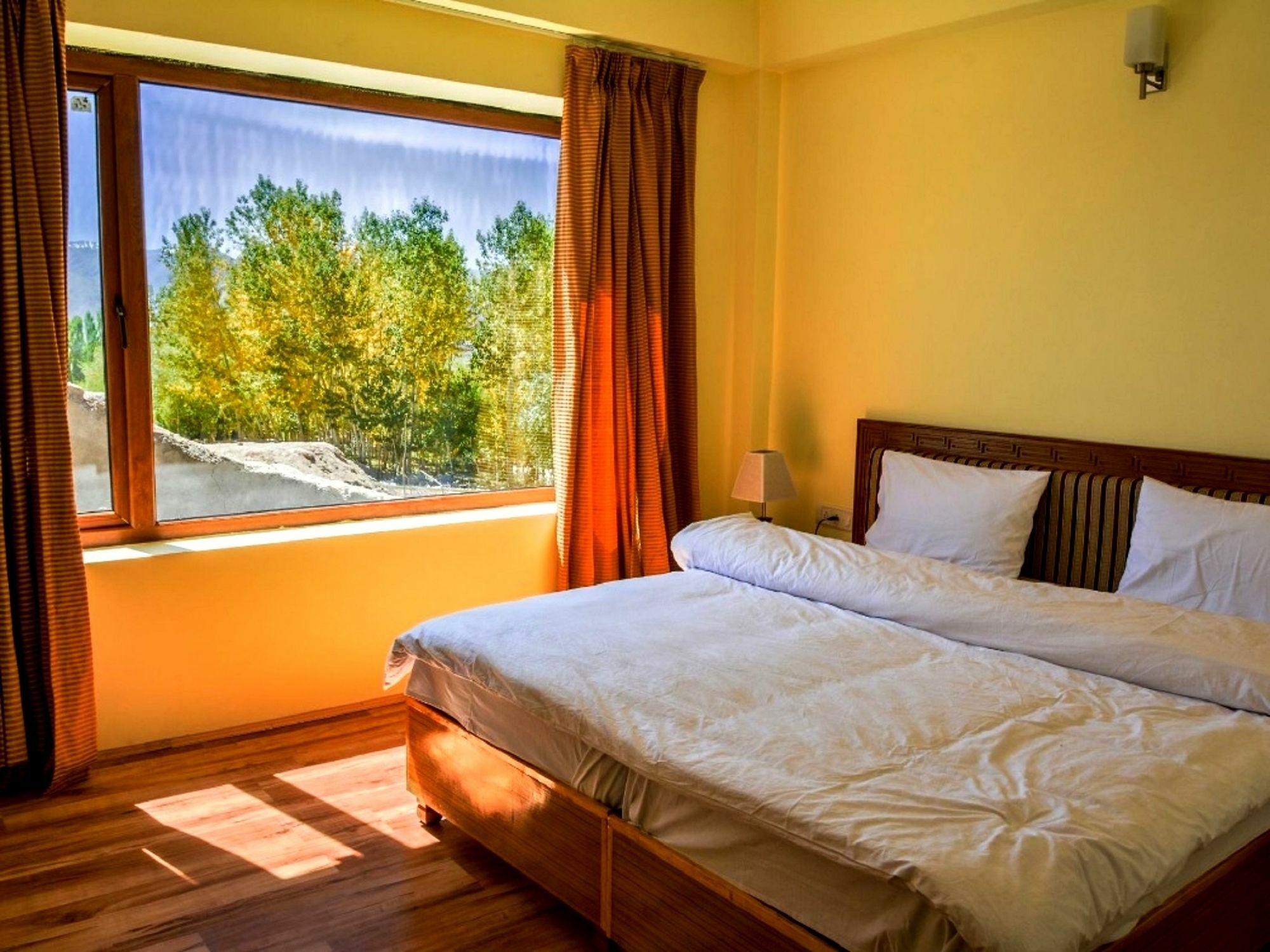 Himalayan Residency Ladakh Hotel Лех Екстериор снимка