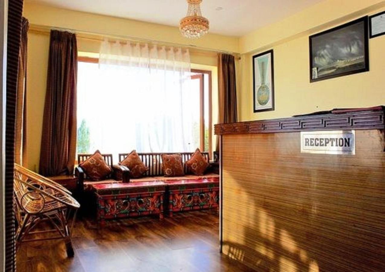 Himalayan Residency Ladakh Hotel Лех Екстериор снимка